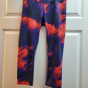 Athleta leggings with waist pocket